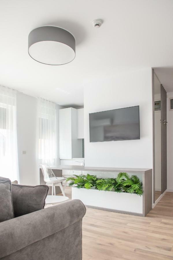 West Residence Apartments Temeşvar Dış mekan fotoğraf